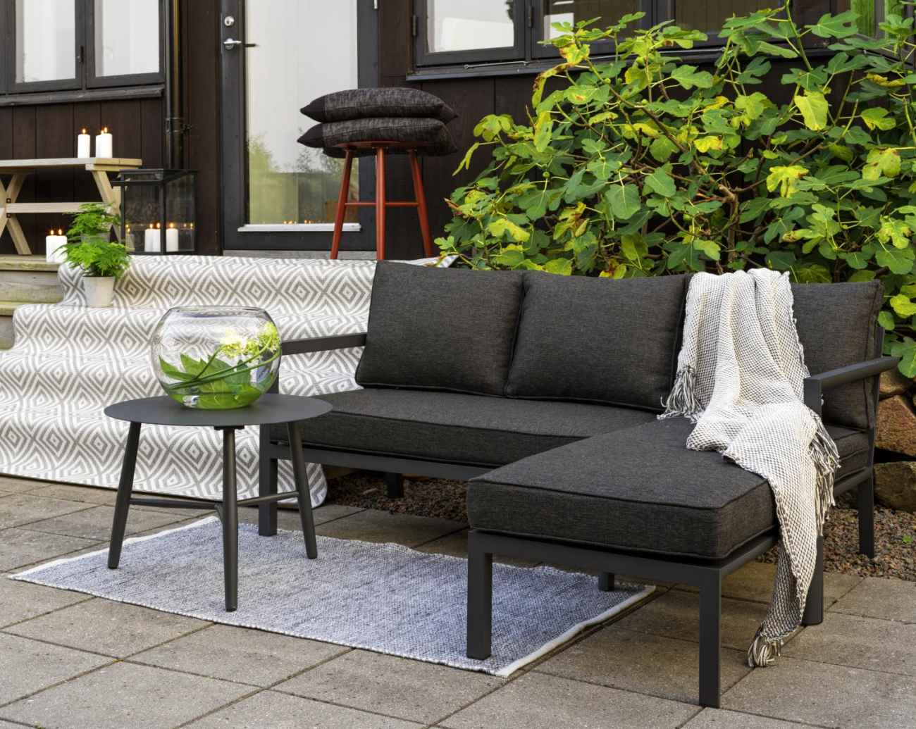 Gartenecksofa Delia mit Kissen, Anthrazit