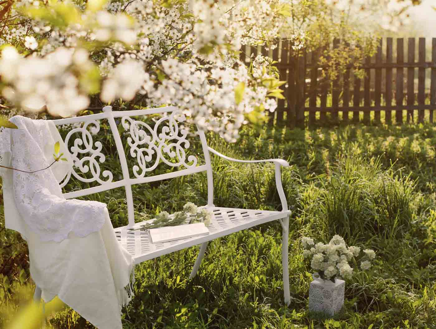 Gartenbank Giglio aus Aluminium, Weiß