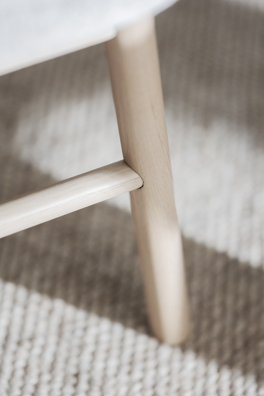 Stuhl Amesbury Beige, Gestell Eiche hell