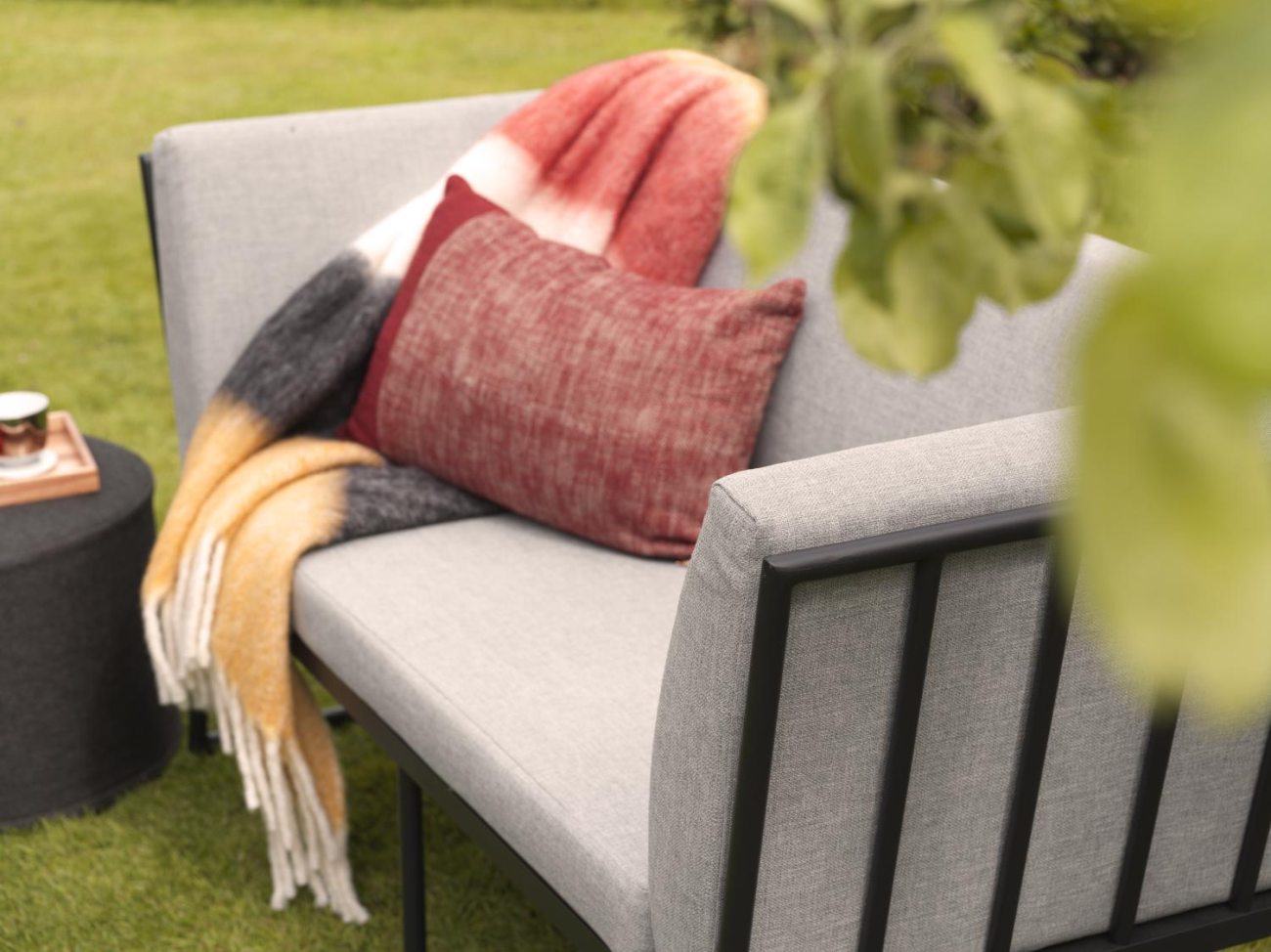 Gartensofa Vence mit Kissen 2-Sitzer, Grau