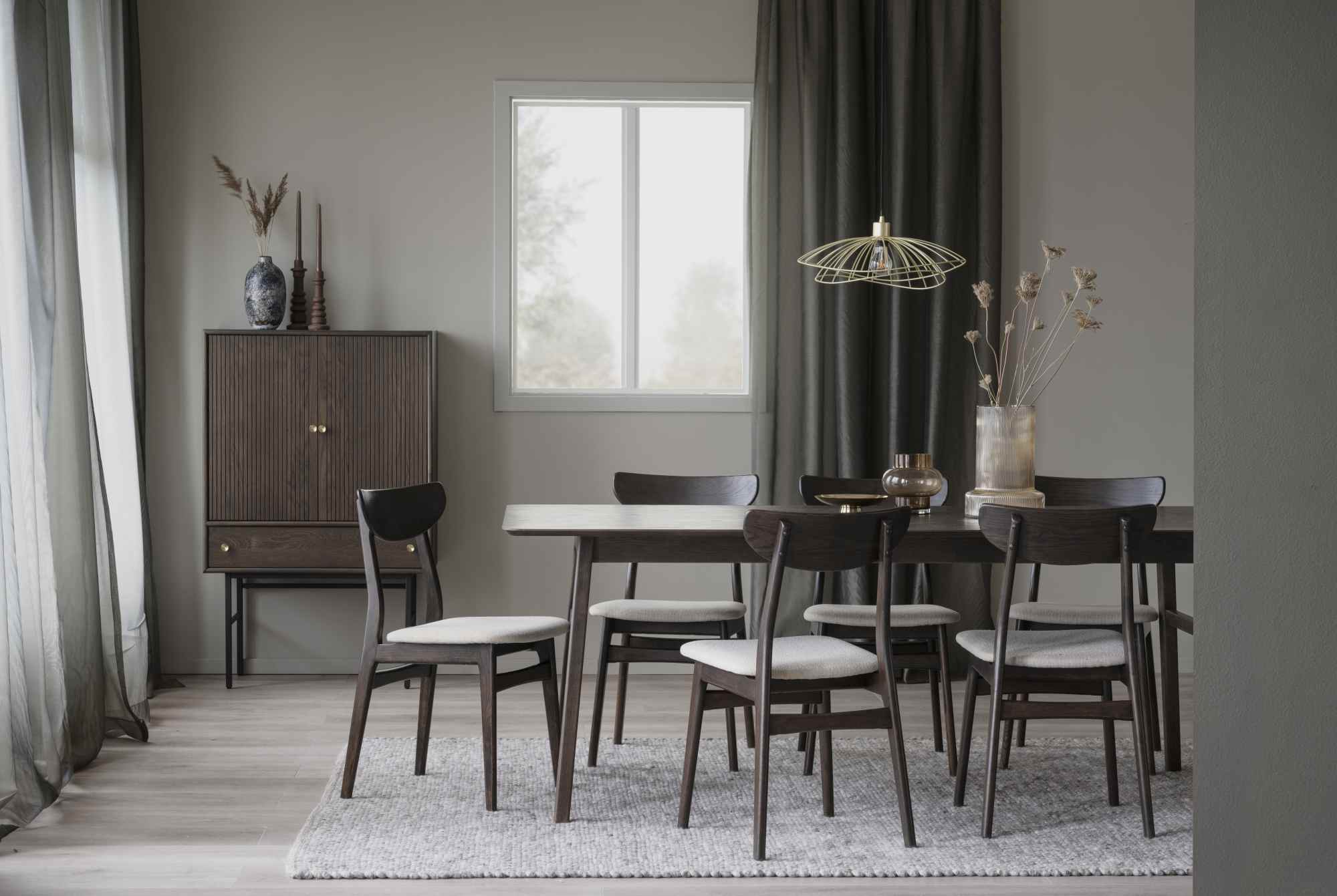 Machen Sie Ihr Zuhause komplett mit Stuhl Rodham 2er Set, Braun / Beige.
