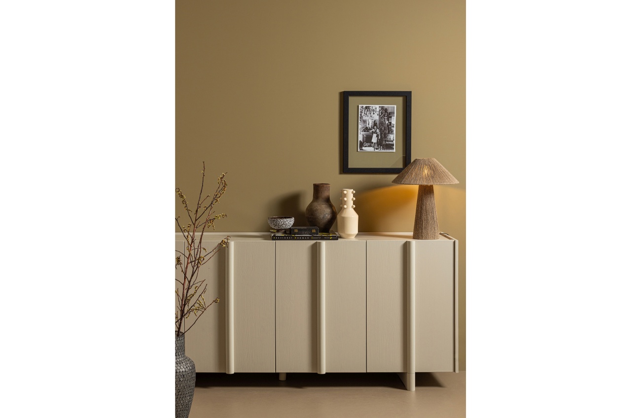 Sideboard Basu aus Kiefernholz, Natur