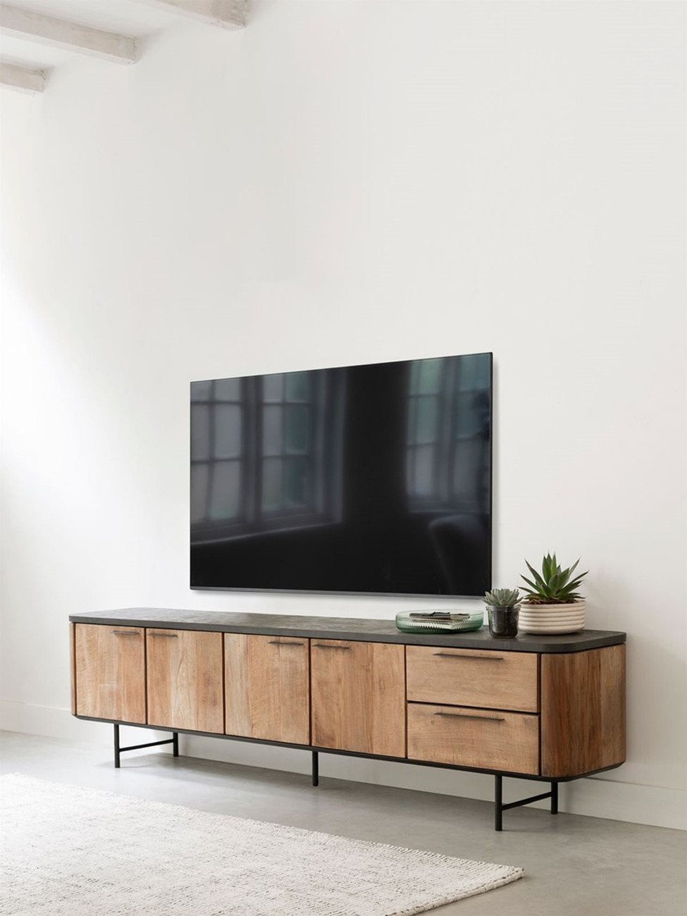 TV Board Soho aus recyceltem Teakholz, 230 cm