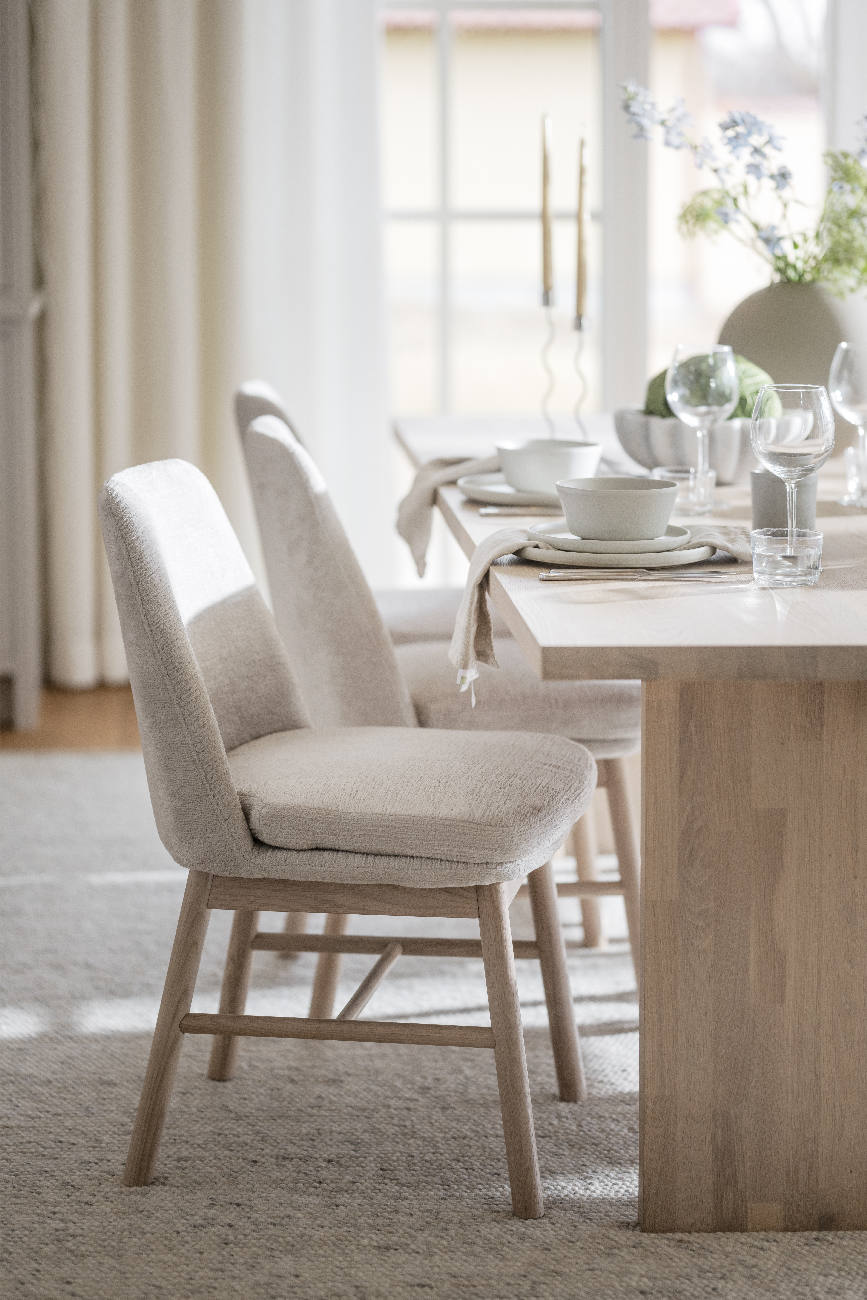 Stuhl Amesbury Beige, Gestell Eiche hell