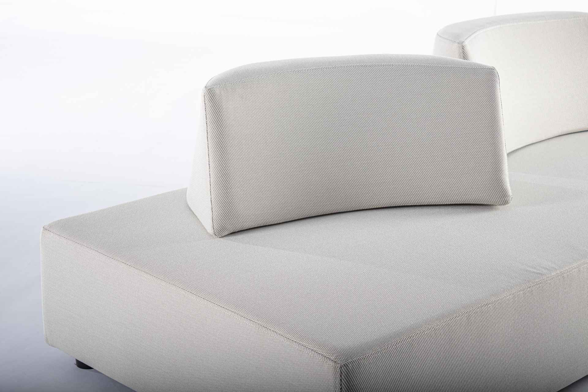 Gartenlounge Sofa Piper mit Kissen und verstellbarer Rückenlehne