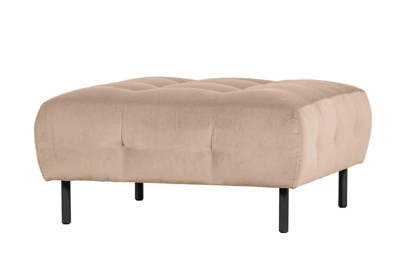 Hocker Lloyd Samt, Sand