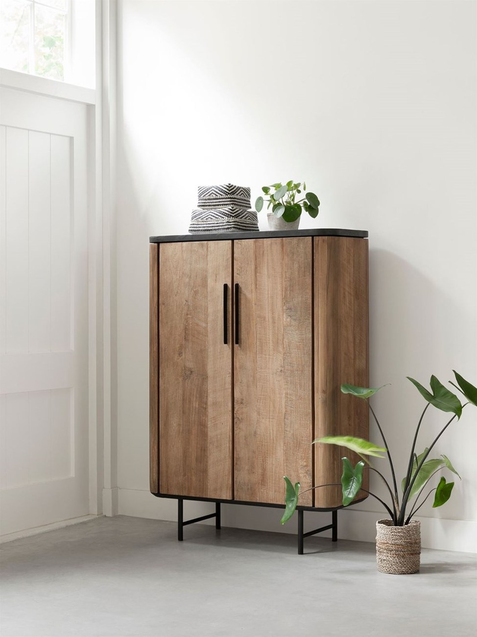 Highboard Soho aus recyceltem Teakholz, 90 cm