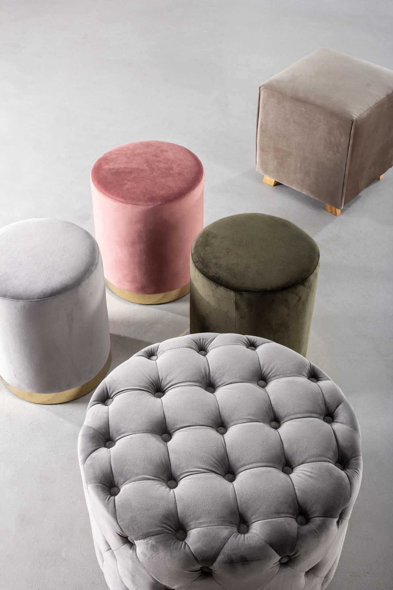 Pouf Lucilla in Samt-Optik, Rosa