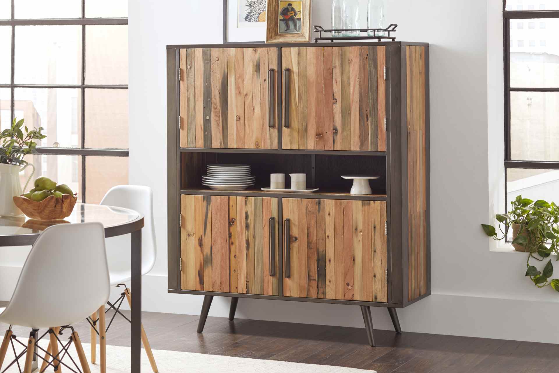 Highboard Nordic mit 4 Türen, 130 cm