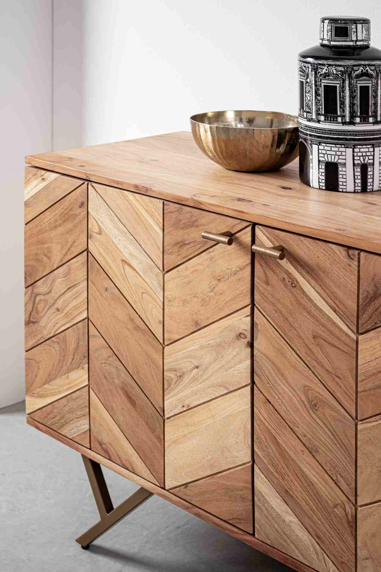 Sideboard Raida aus Akazienholz, 160 cm