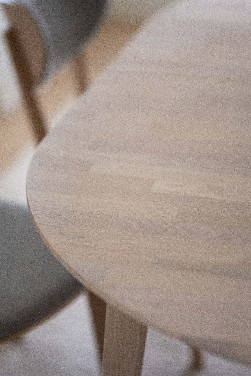 Esstisch Filippa Oval mit Auszug, 170/210cm, Eiche Weiß pigmentiert