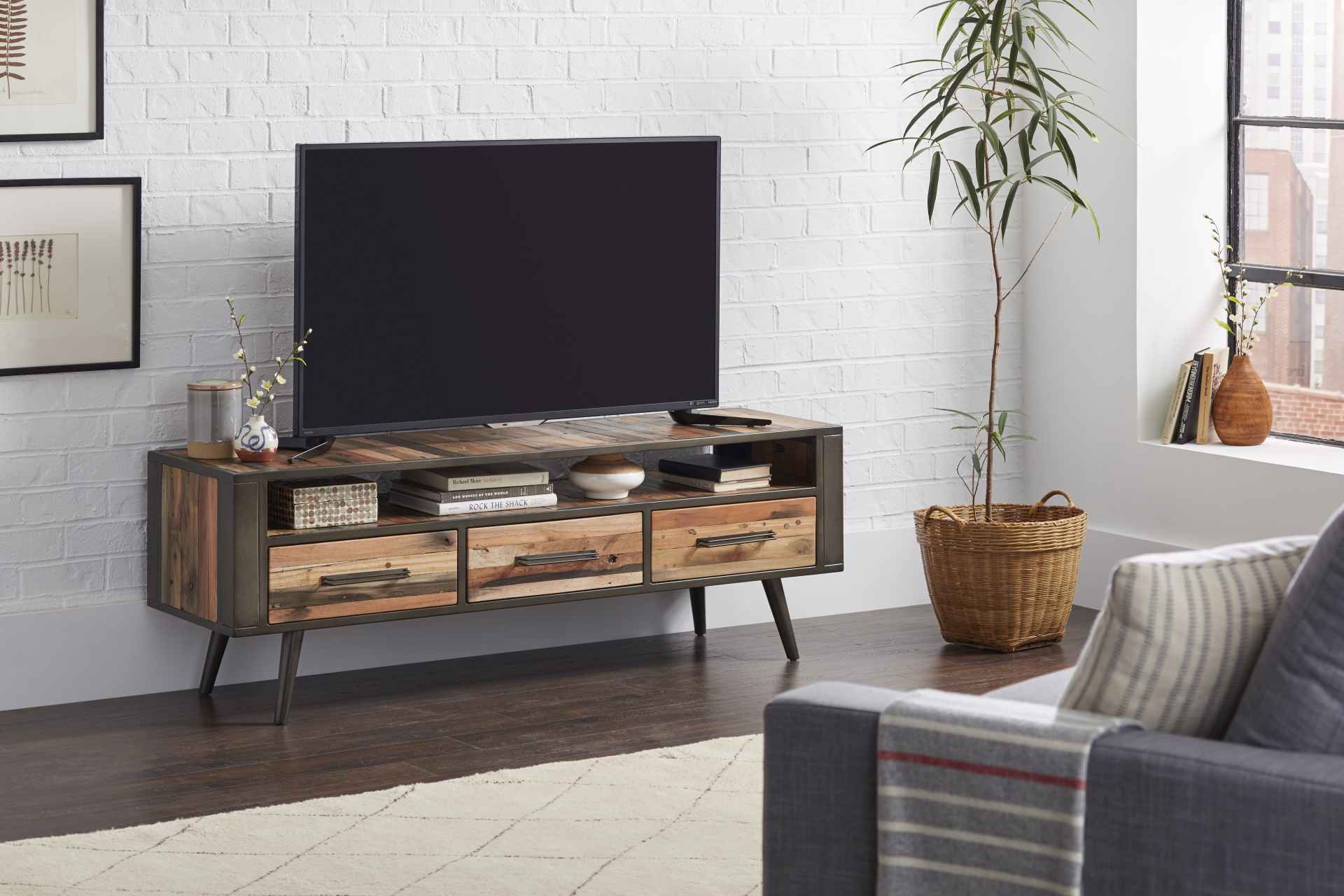 TV-Board Nordic mit Schubladen, 160 cm